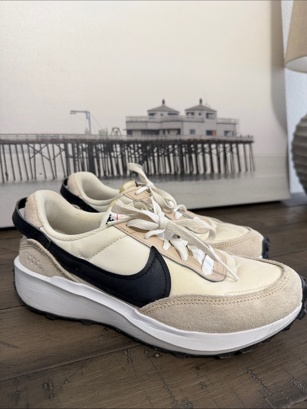 Nike Women DEBIT WAFFLE SANDDRIFT BLACK
